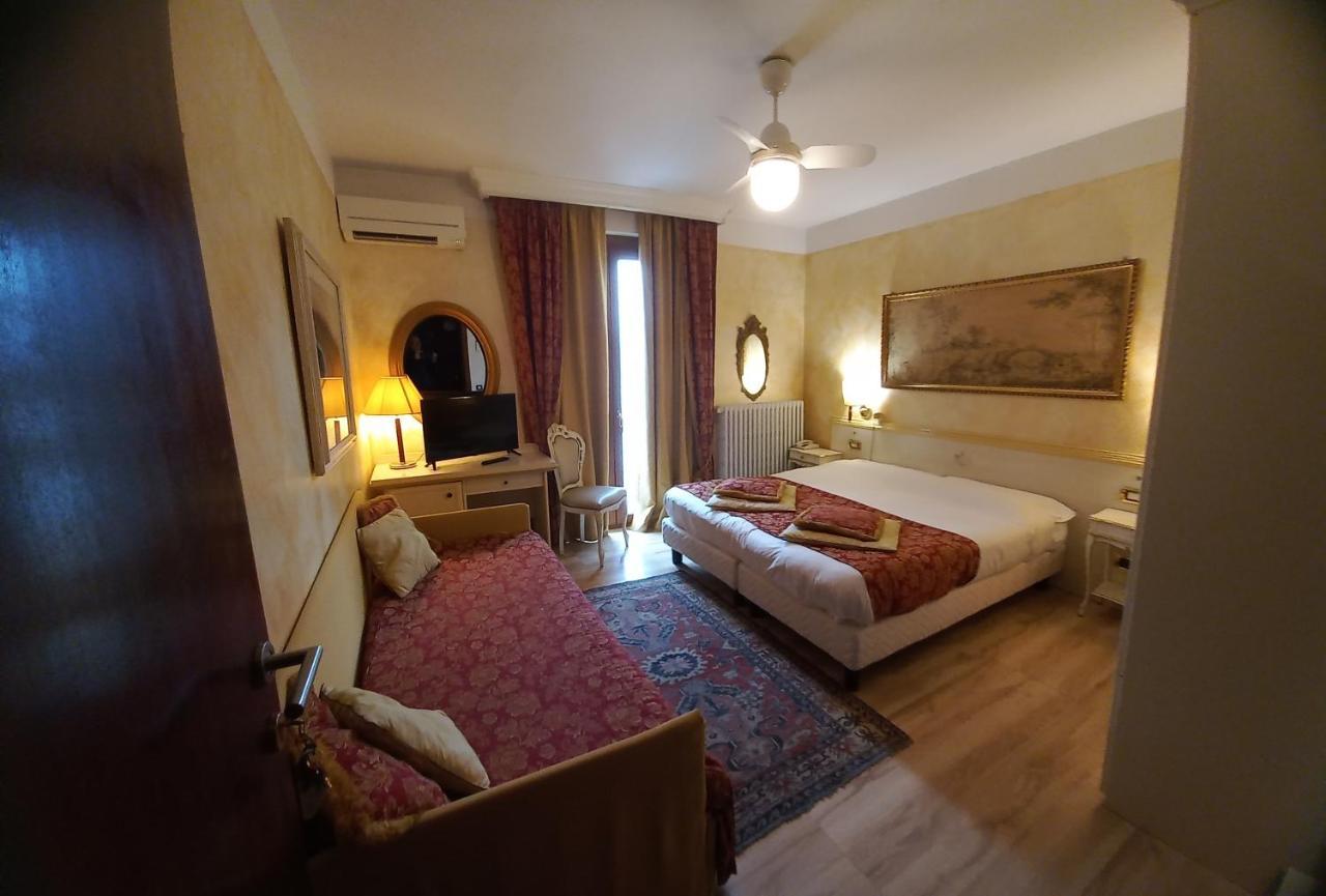 Hotel San Marino Лалльо Экстерьер фото