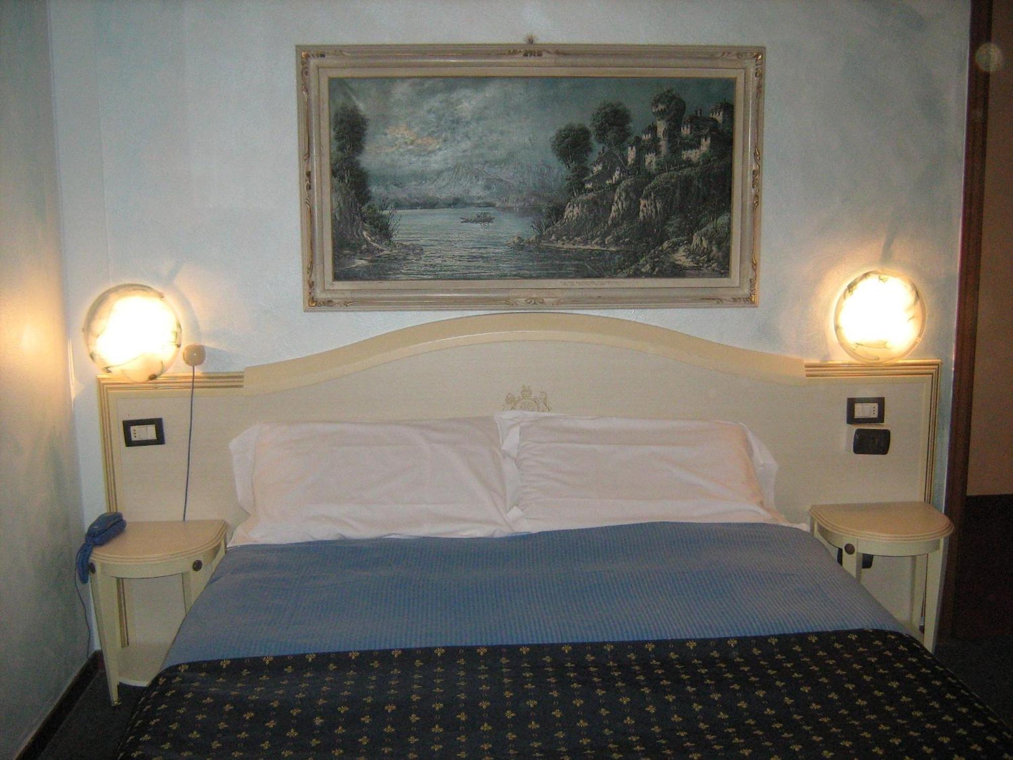 Hotel San Marino Лалльо Номер фото