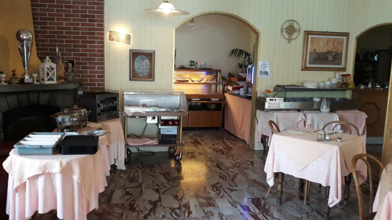 Hotel San Marino Лалльо Экстерьер фото